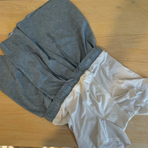 Lululemon Surge Shorts 6in - Picture 4 of 7